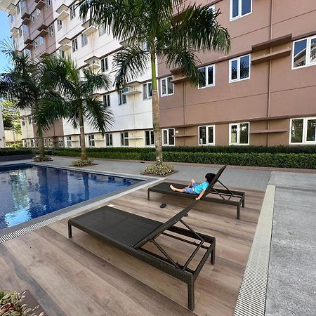 Starlight Suites Trece Martires Bagian luar foto