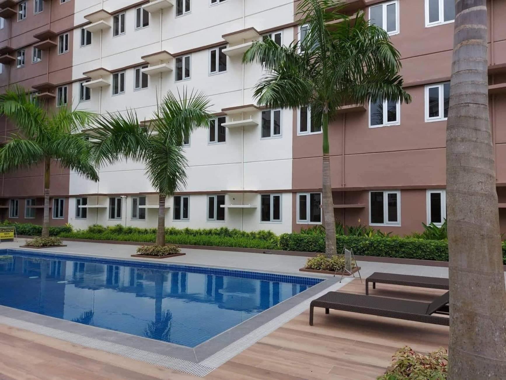 Starlight Suites Trece Martires Bagian luar foto