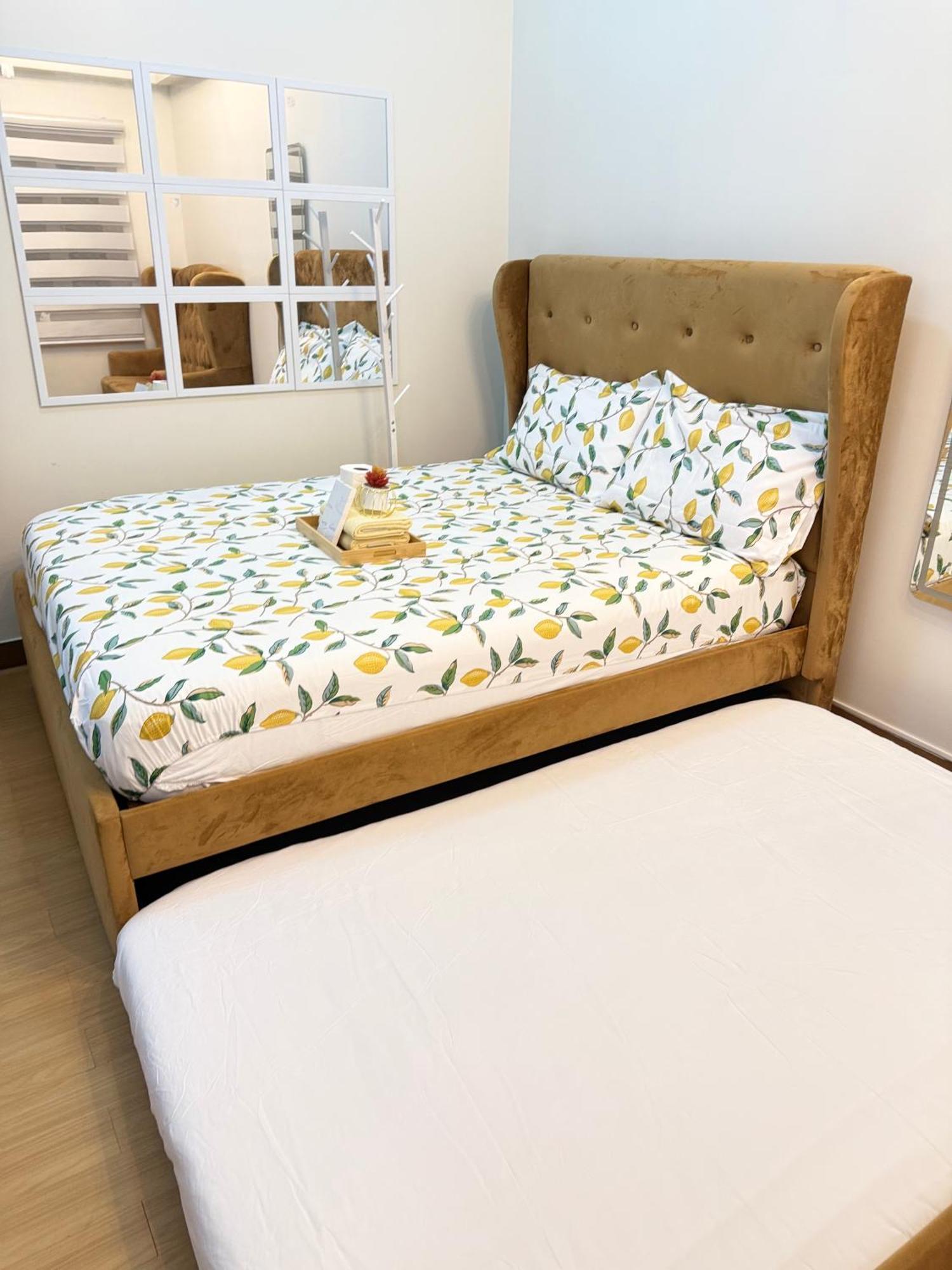 Starlight Suites Trece Martires Bagian luar foto